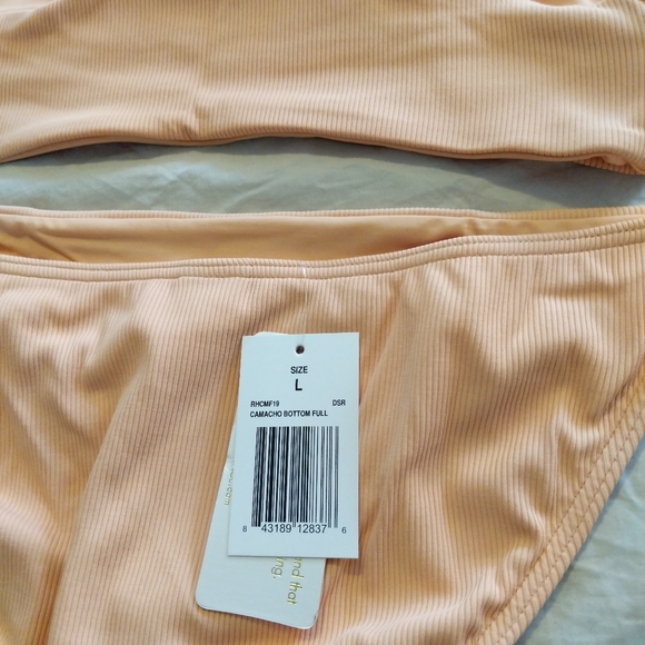 L*Space Tara Ribbed Bikini Top Camacho Bottoms - Picture 6 of 6